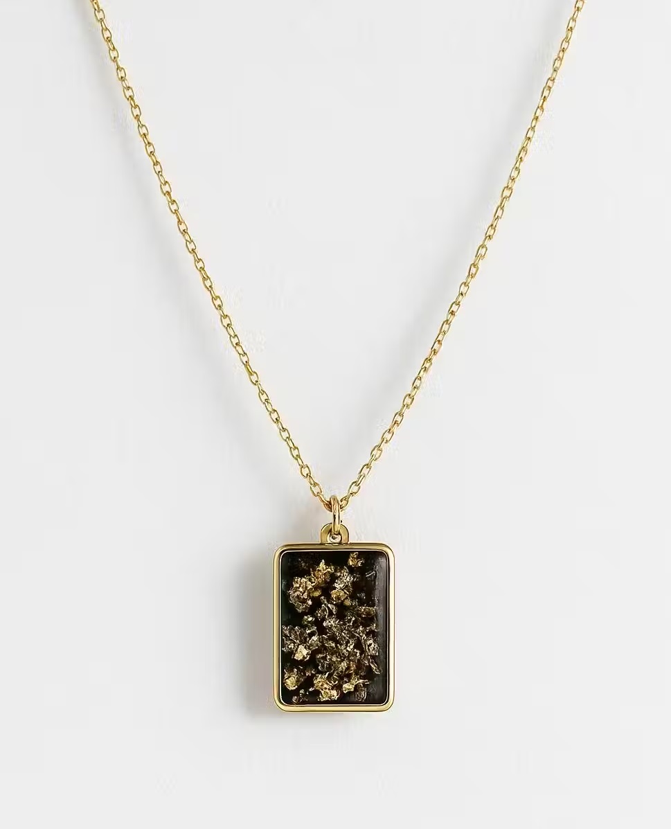 Fancy Gold Plated Rectangular Resin Pendant Necklace for Women