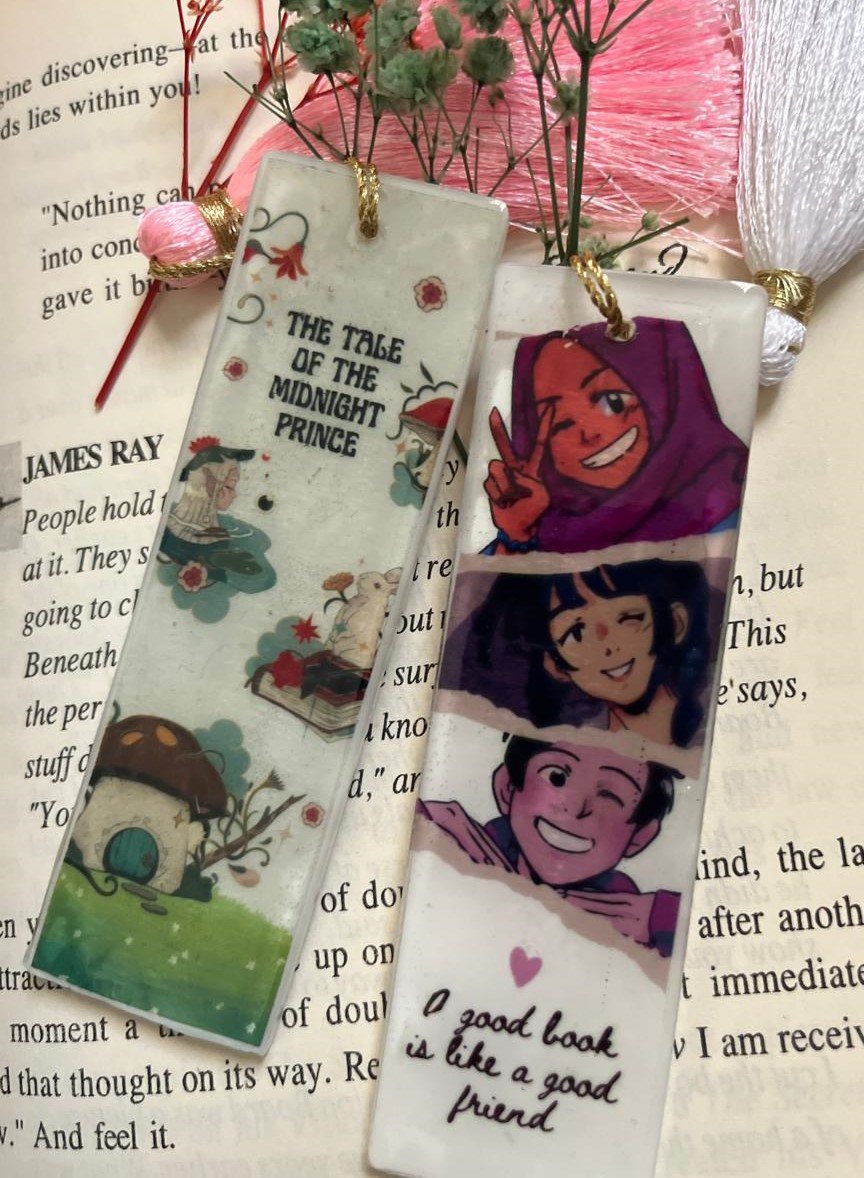 Handmade Book Themed Bookmarks, The Tale of the Midnight Prince Literary Design, Resin Decorative Page Markers with Gold String, Set of 2